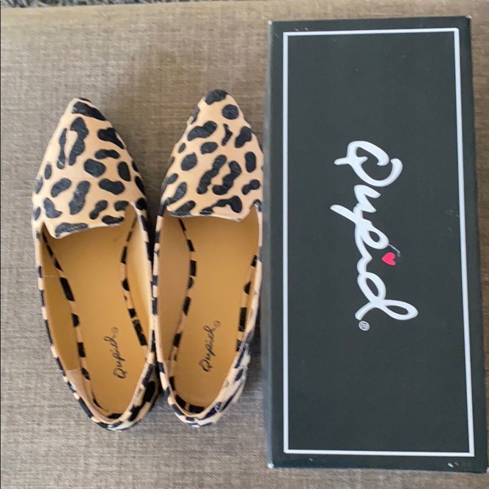 New without tag with original box Qupid flats